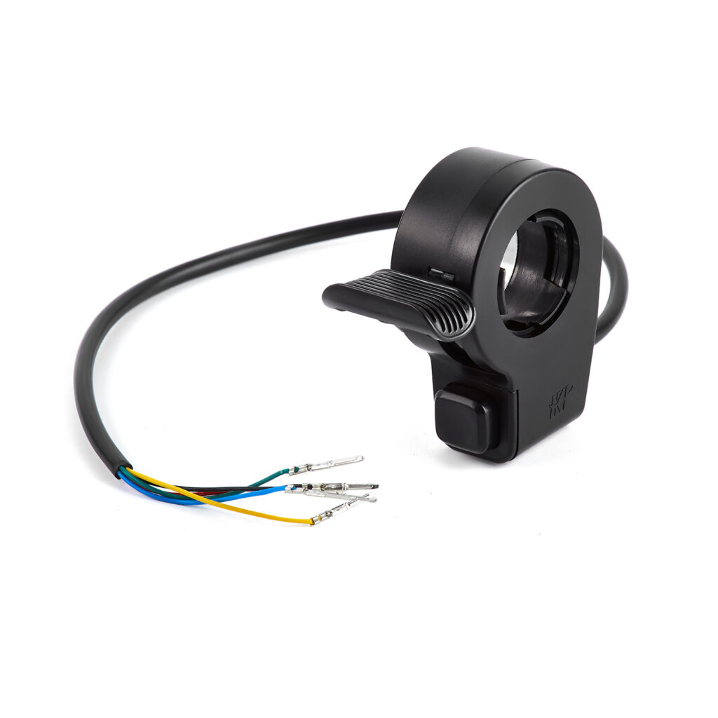 אביזר חשמלי לאופניים חשמליים, המיועד לתפעול מהיר ונוח של המנוע.