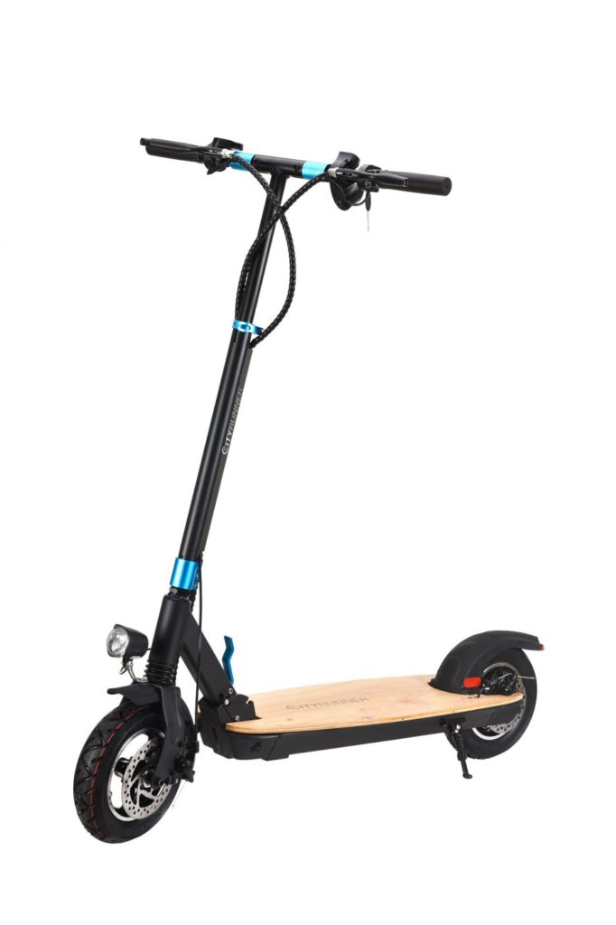 קורקינט חשמלי מתקפל עם עיצוב מודרני, מתאים לנסיעות עירוניות וטיפול קל.