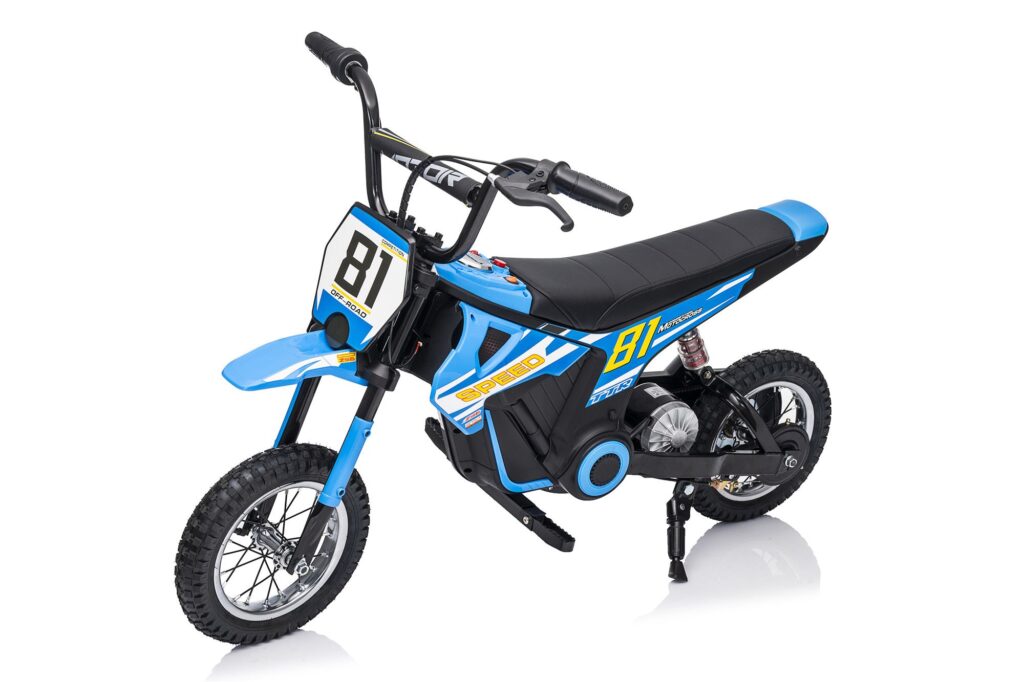 אופניים חשמליים מתקפלים בצבע כחול עם מספר 81, מתאימים לרכיבה בשטח.